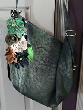 Rough And Tumble Brushed Tarragon Med Duffel